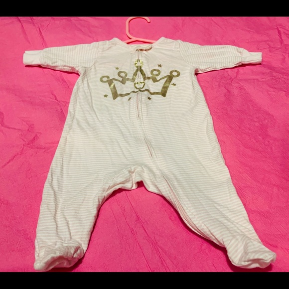 NEWBORN ALERT 🚨👶🏽 BUNDLE DEAL - Picture 14 of 16